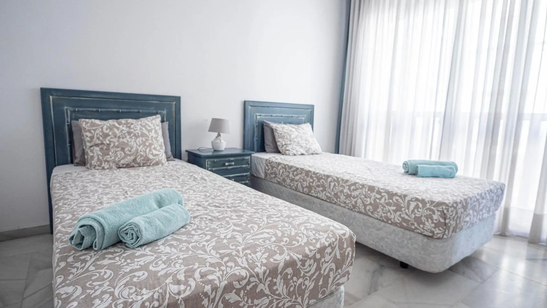 בנאלמדנה The Perfect Holiday Location 0*,  ספרד