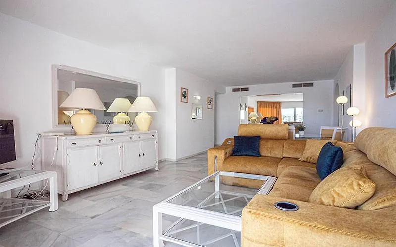 The Perfect Holiday Location Benalmádena Spanien